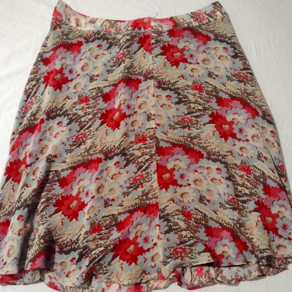 Jones New York | Red/Mixed Flowered Knee-Length Skirt | Size 16